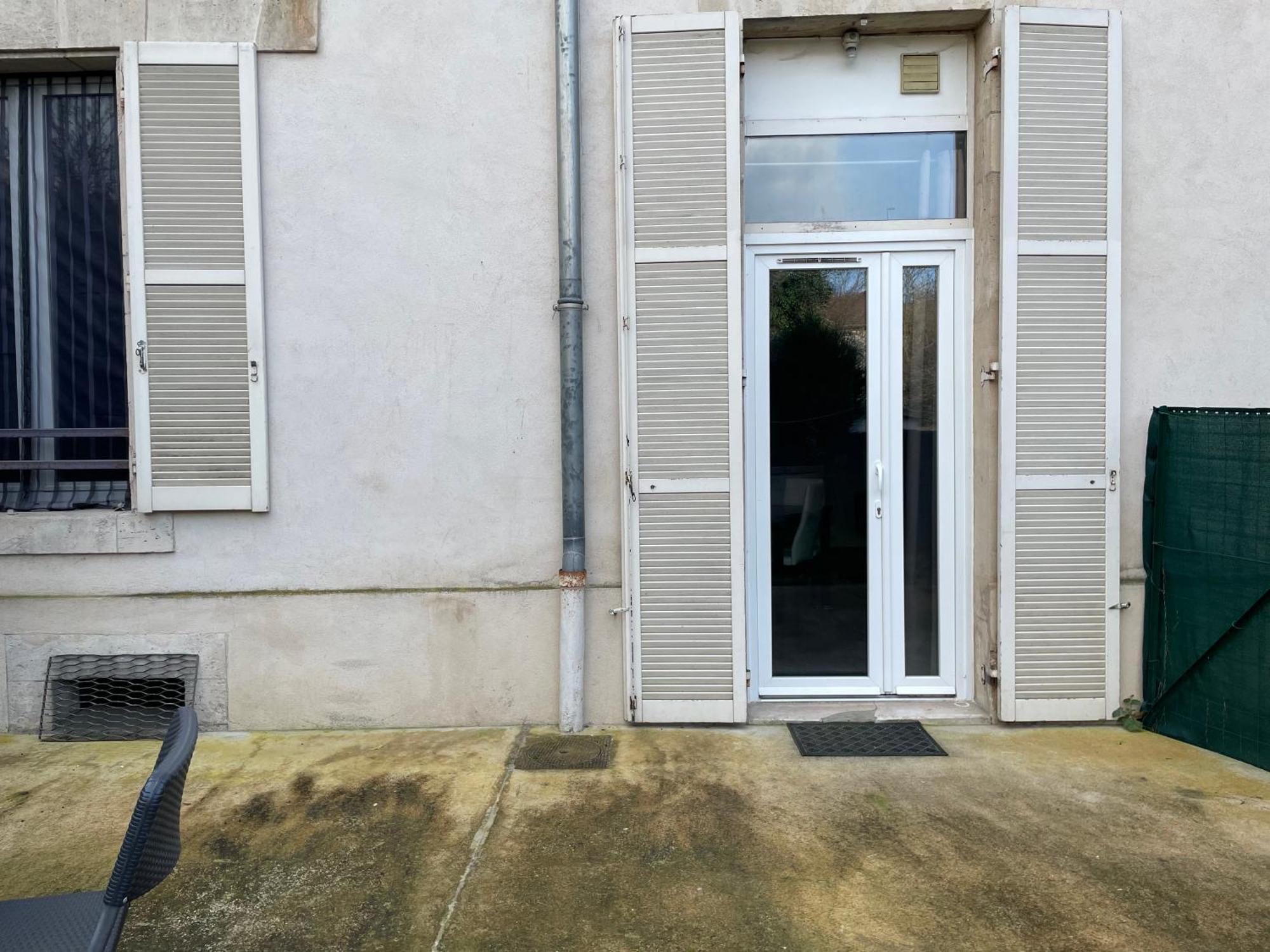 Charmant Appartement Avec Jardin 南锡 外观 照片
